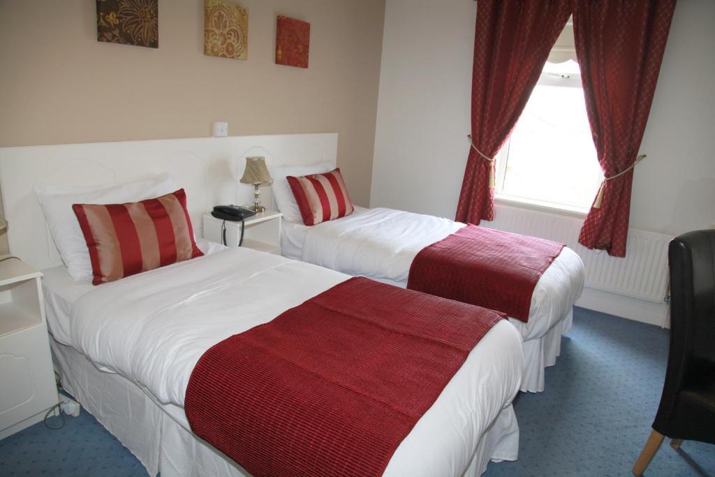 Dalton Inn Hotel Claremorris Quarto foto